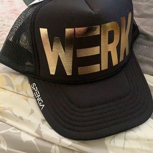WERK HAT